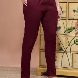 URBAN TRENDING Women Solid Urban Straight Fit Cigarette Trousers image 2