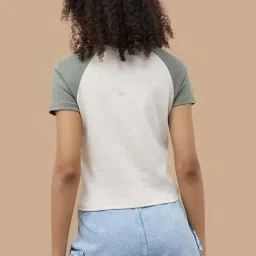 Ginger By Lifestyle Olive Regular Fit Printed T-Shirt image 2