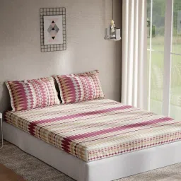 DDecor Geometric Maroon 144 TC Cotton Queen Bedsheet with 2 Pillow covers image 1