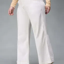 Miss Chase A+ White Plain Mid-Rise Jeans image 3