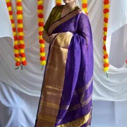 Sundarii Purple Linen Saree image 3