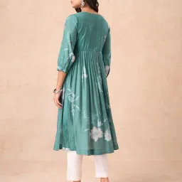 Marigold Lane Green Regular Fit Floral Print Kurta image 2