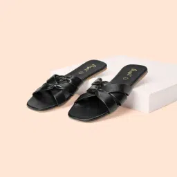 People by Pantaloons Women's Black Cross Strap Sandals-image-79