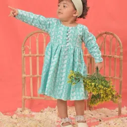 VASTRAMAY Girls Green Cotton Embroidery Dresses-picture-23