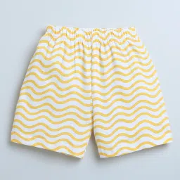 Bumzee Kids Grey & Yellow Solid Shorts (Pack Of 2) image 3