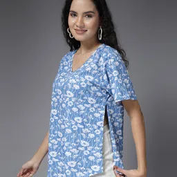 Zelena 100% Cotton Half Sleeves Floral Printed Top With Concealed Zipper For Nursing Access - Blue image 4