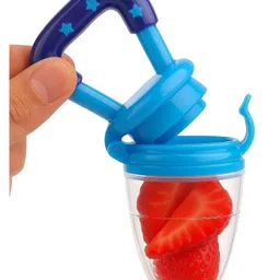 JOY BUZZ Joy Buzz Silicone Fruit And Food Nibbler & Spoon Food Feeder And Bottle Cover - Pack of 3 image 5