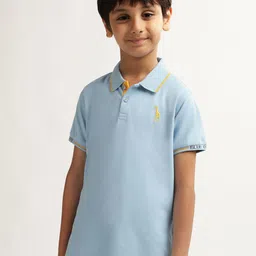 Blue Giraffe Boys Applique T-shirt image 1