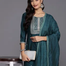 gerua by libas Libas Women Floral Yoke Design Regular Sequinned Kurta with Trousers  With Dupatta-picture-18