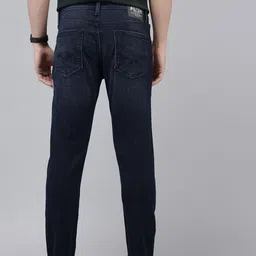 U.S. Polo Assn. Denim Co. Men Brandon Slim Tapered Fit Light Fade Stretchable Jeans image 4