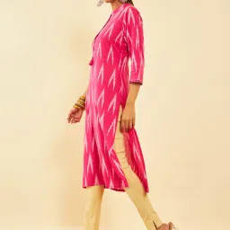 Soch Womens Pink Cotton Ikat Printed Straight Kurta With Sequins image 3