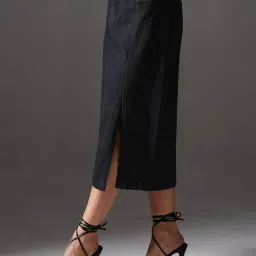 Miss Chase Black Solid Skirt image 3