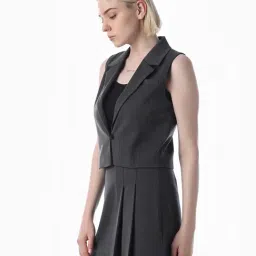 Only Black Blended Solid Blazers image 4