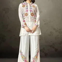 AUTUMN LANE Sangini Harp Embroidered Shirt Collar Shirt With Trouser Co-Ords-image-49