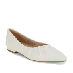 Van Heusen Women's White Casual Pumps image 3