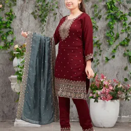 Aarika Kids Maroon Embroidered Kurti, Pants with Dupatta image 3