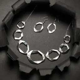 Sohi Silver Metallic Twisted Jewellery Set-image-8