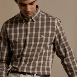 ANDAMEN Brown Regular Fit Check Cotton Shirt-picture-32