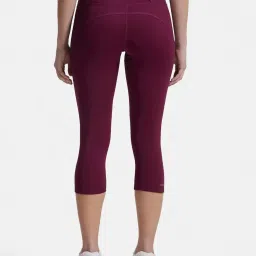 Jockey MW36 Women's Microfiber Elastane Slim Fit Active Wear Capri with Back Waistband Pocket image 3