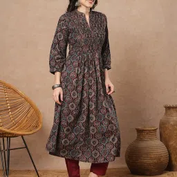 Fashor Black Cotton Printed Three-Quarter Sleeves Kurta image 3