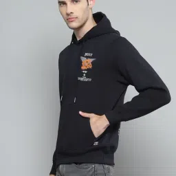 cloak & decker by monte carlo Cloak & Decker Mens Printed Navy Blue Hooded Neck Full Sleeve Sweatshirt image 3