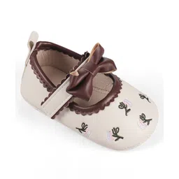 Cute Walk by Babyhug Velcro Closure Booties with Floral Embroidery & Bow Applique - White image 3
