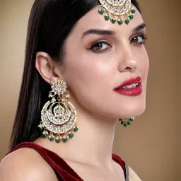 Peora Green Maang Tikka with Earrings-picture-30