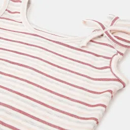 Blue Giraffe Kids White Striped T-Shirt image 3