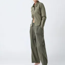 nuon women Nuon by Westside Olive Criss-Cross Detailed Cotton-Blend Shirt image 3