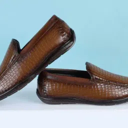 Mochi Men's Tan Loafers-image-54