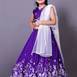 RJ ONLINE Girls Embroidered Thread Work Tie and Dye Semi-Stitched Lehenga & Blouse With Dupatta-image-95