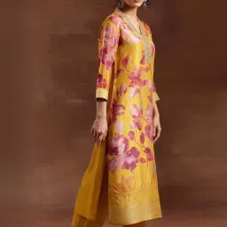 Libas Mustard Printed Kurta Pant Set With Dupatta image 3