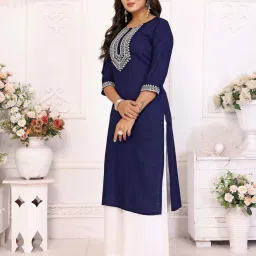Rangita Blue Regular Fit Embroidered Kurtas image 3