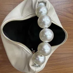 PURPLEHUNT Women Leather Bucket Handheld Bag image 5