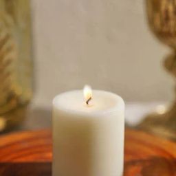 Pure Home and Living White Peony Blush Medium Pillar Candle-picture-1