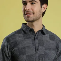 Campus Sutra Dark Grey Checks Shirt image 4