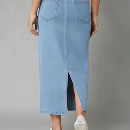 DOLCE CRUDO High-Rise Straight Back-Slit Midi Skirt image 3