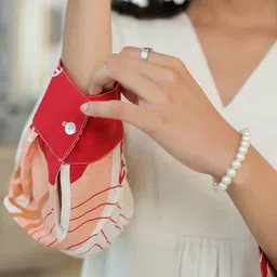 JISORA Off White & Red Floral Printed V Neck Top With Trousers Co-Ords image 3