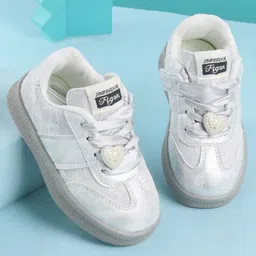 KIDLINGSS Heart Charm Applique Detailed & Floral Embroidered Sneakers - Silver-picture-21