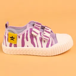 Cute Walk by Babyhug Casual Shoes with Velcro Closure - Purple image 4