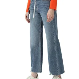 Calvin Klein Jeans Comfort Med Blue Lightly Washed Mid Rise Jeans image 3