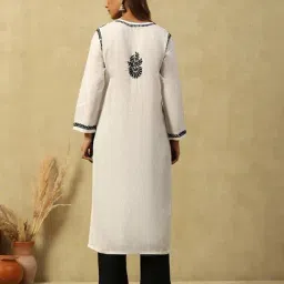 House Of Chikankari White Cotton Regular Fit Kurta image 2