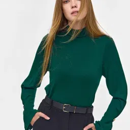 Cover Story Green Viscose Regular Fit Top-image-95