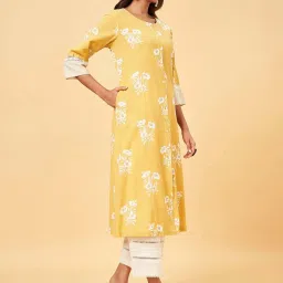 Rangmanch by Pantaloons Amber Yellow Cotton Printed A Line Kurta image 3
