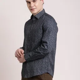 Turtle Black Cotton Slim Fit Printed Shirt image 3