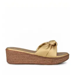 Inc.5 Women's Antique Gold Casual Wedges image 3