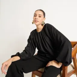 FEMMELLA Black Relaxed Fit Solid Top image 4