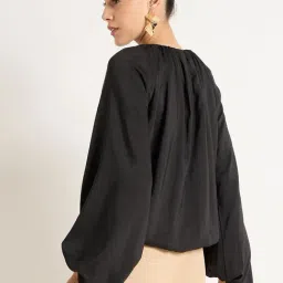 FEMMELLA Black Relaxed Fit Solid Top image 2