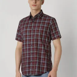 Van Heusen Maroon Cotton Slim Fit Checks Shirt image 3