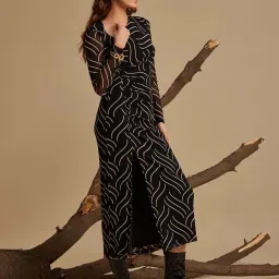 Kazo Black Printed Midi Dress image 3